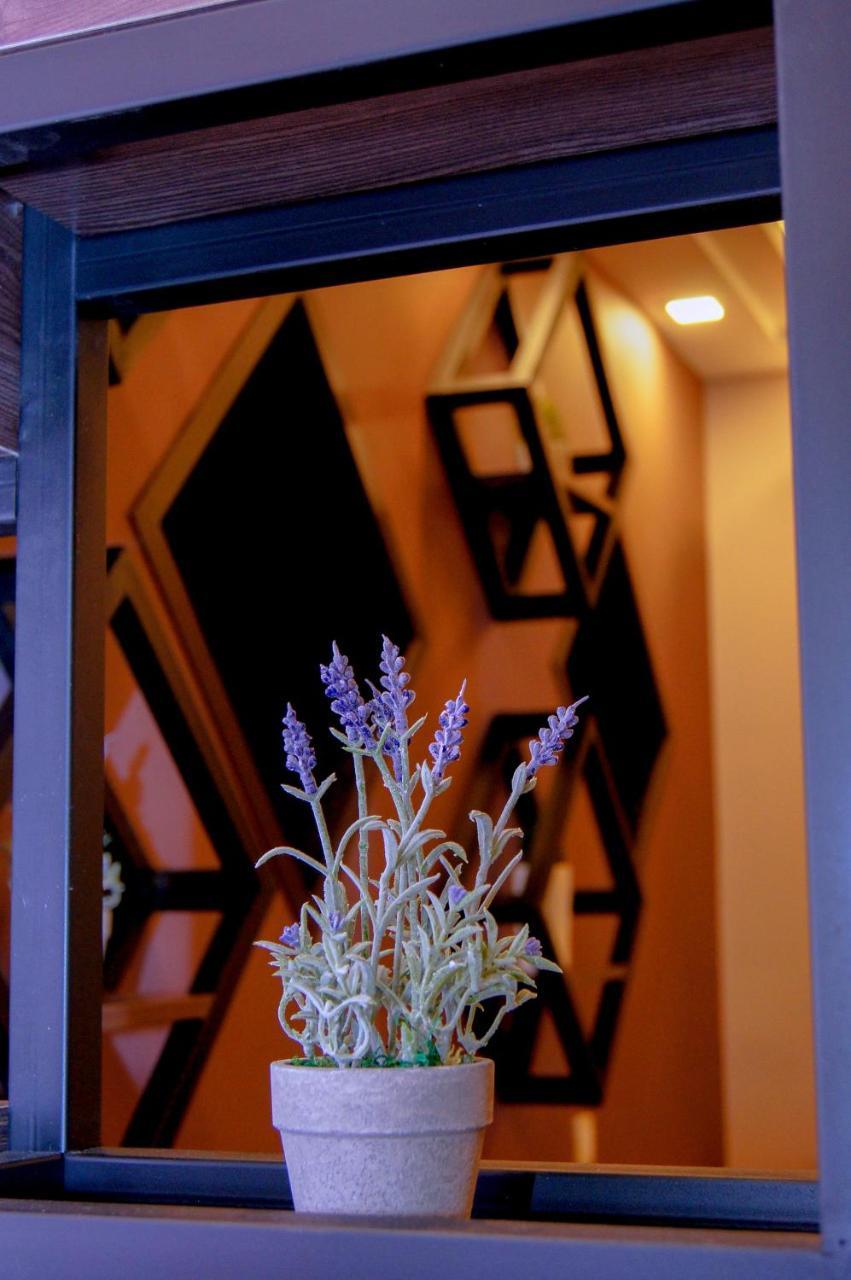 Moscow Boutique Hotel Jerevan Eksteriør billede