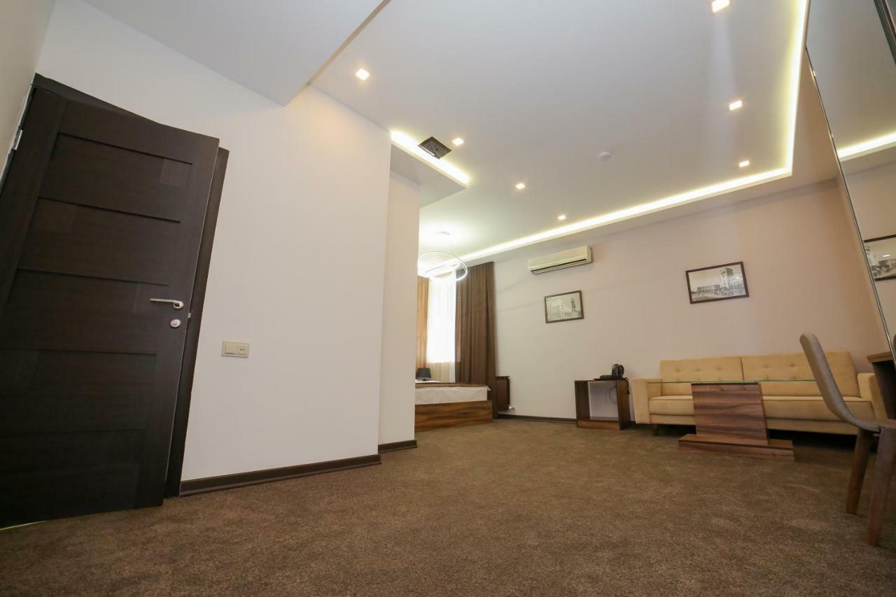 Moscow Boutique Hotel Jerevan Eksteriør billede
